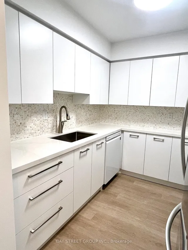 Additional image 5 of 18 Hillcrests Ave Unit 504