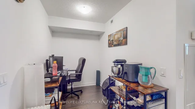 Additional image 16 of 87 Peter St Unit 1417