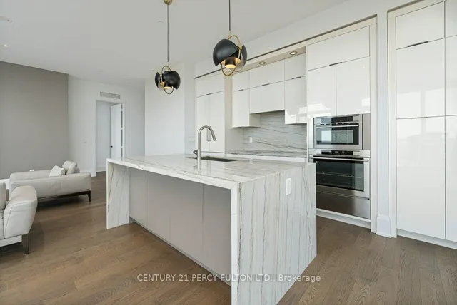 Additional image 9 of 101 Erskine Ave Unit PH10