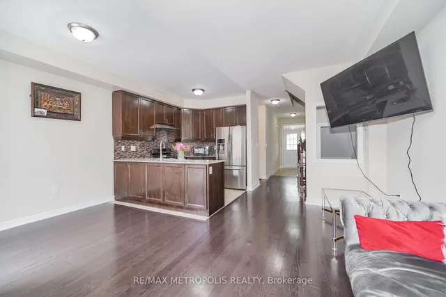 Additional image 14 of 55 Pennycross Cres