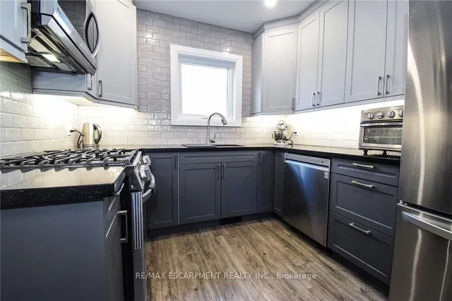 Additional image 14 of 104 Tragina Ave