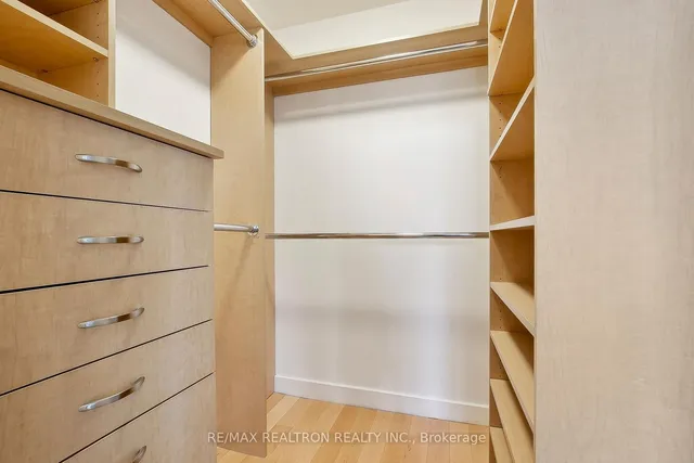 Additional image 26 of 233 Carlaw Ave Unit 205