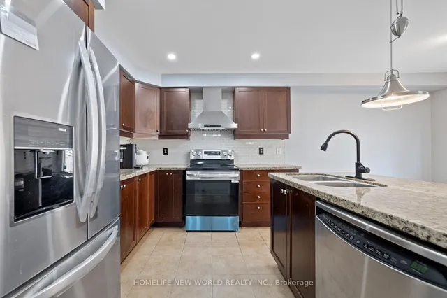 Additional image 9 of 4884 Capri Cres