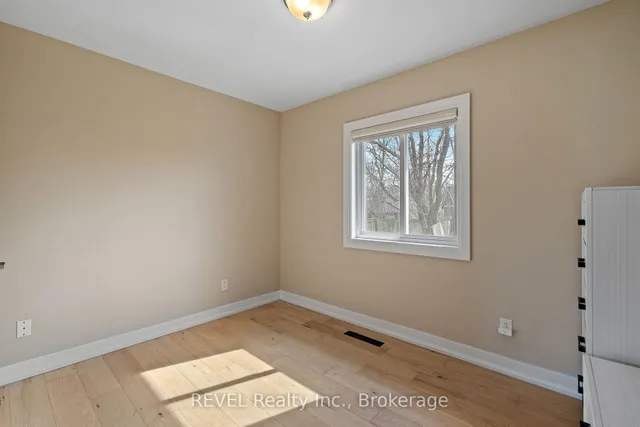 Additional image 18 of 28 Dale Ave