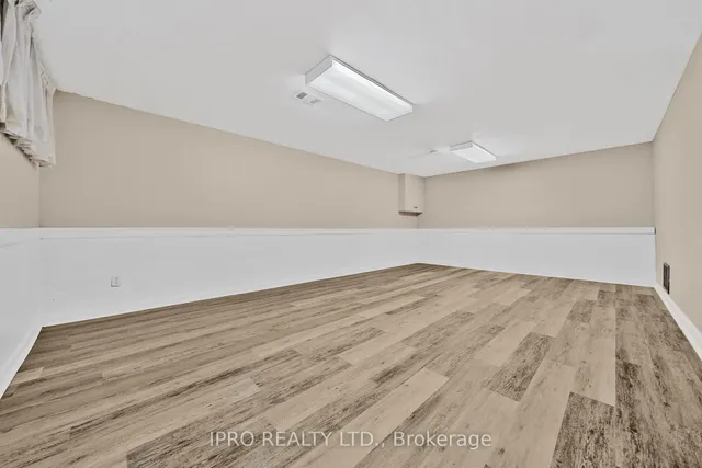 Additional image 39 of 2 Aylesbury Rd