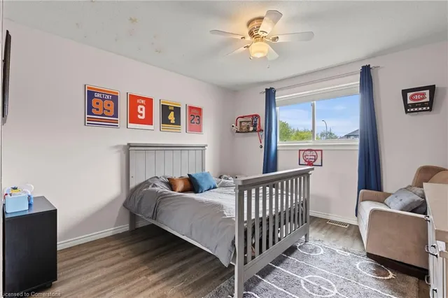 Additional image 12 of 3 Electra Crt