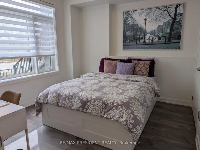 Additional image 20 of 590 North Service Rd Unit 14