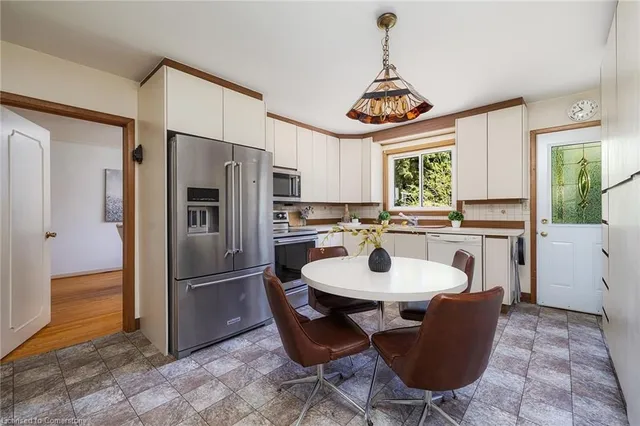 Additional image 4 of 69 Pettit Dr