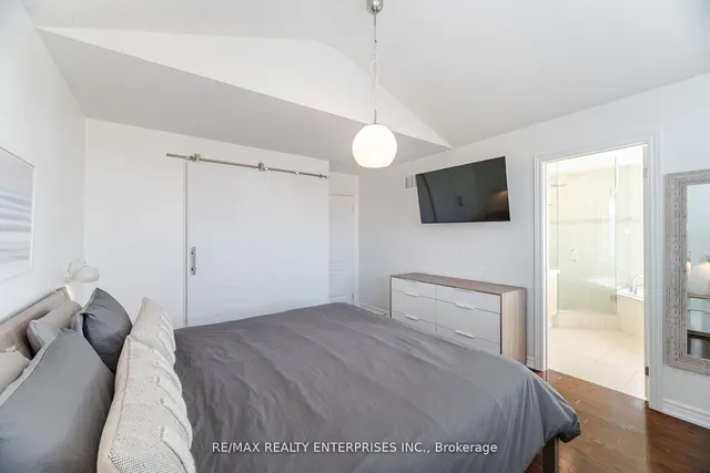 Additional image 11 of 2413 HILDA Dr