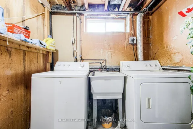 Additional image 32 of 33 Rochelle Ave Unit 51