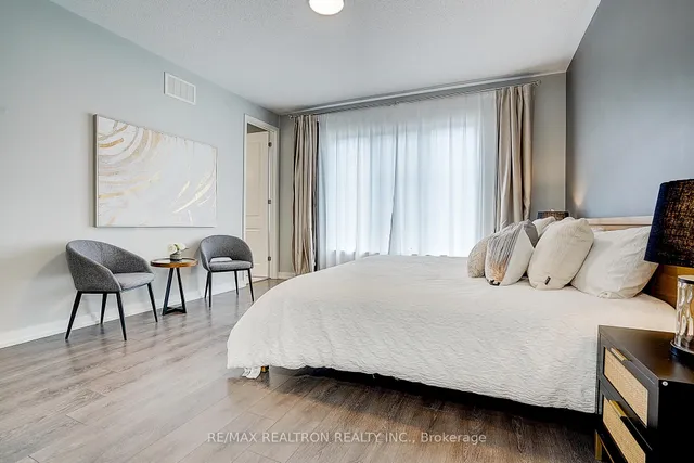 Additional image 32 of 181 Squire Cres