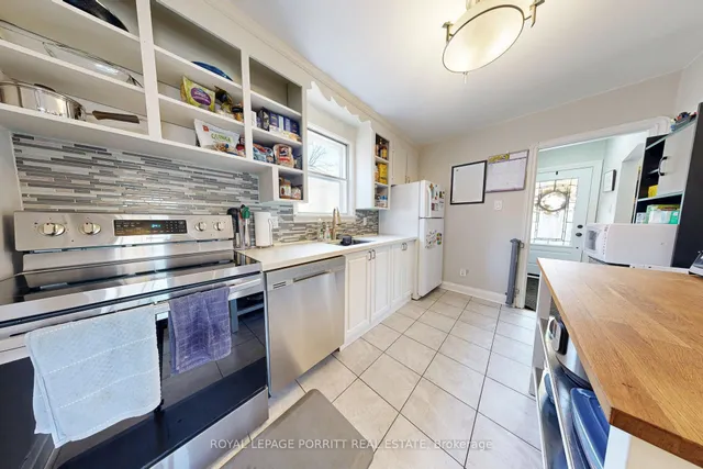 Additional image 11 of 217 Alderbrae Ave