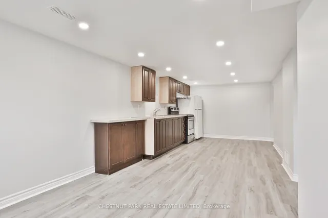 Additional image 27 of 65 Kane Ave