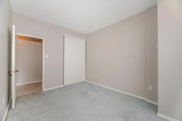 Additional image 24 of 100 County Court Blvd Unit 106