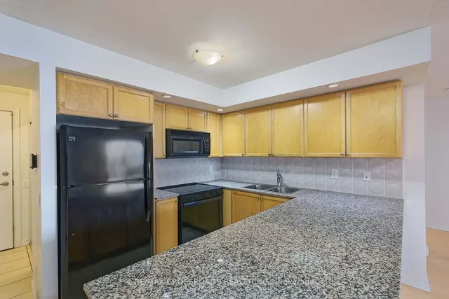 Additional image 16 of 5233 Dundas St Unit 528