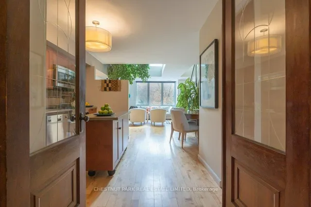 Additional image 3 of 2012 Queen St Unit 201