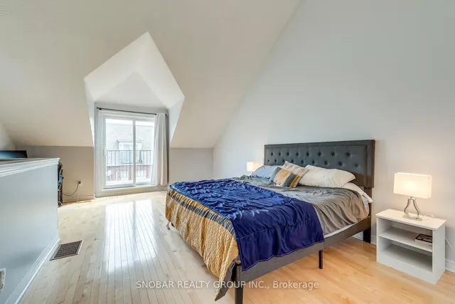 Additional image 30 of 17 James Stock Path