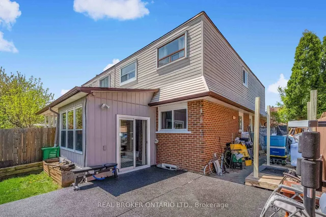 Additional image 24 of 72 Bruce Beer Dr