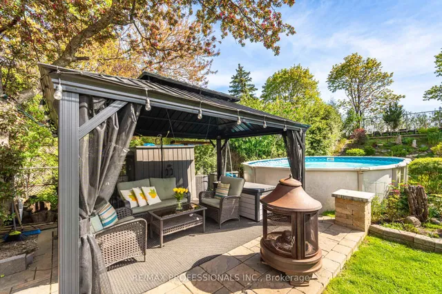 Additional image 38 of 52 Lorraine Cres