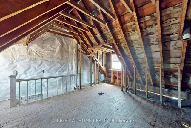 Additional image 24 of 207 Victor Ave