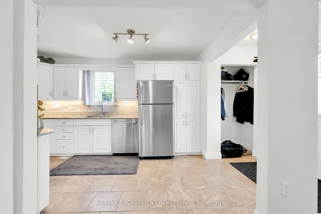 Additional image 21 of 273 Adair Ave