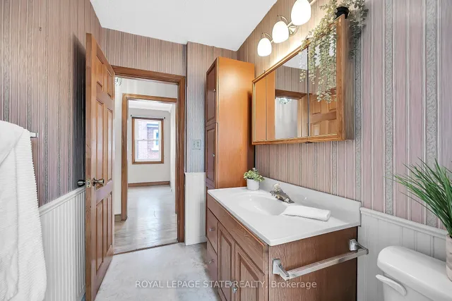 Additional image 15 of 138 East 33rd St
