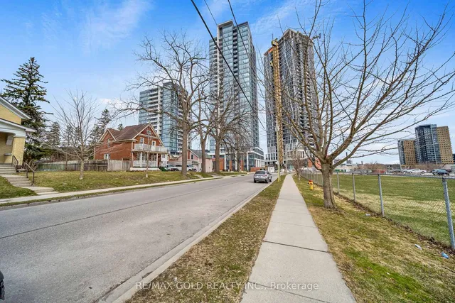 Additional image 2 of 15 Wellington St Unit 2905