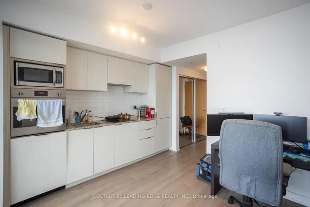 Additional image 5 of 11 Wellesley St Unit 3912