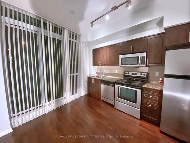 Additional image 8 of 209 Fort York Blvd Unit 770