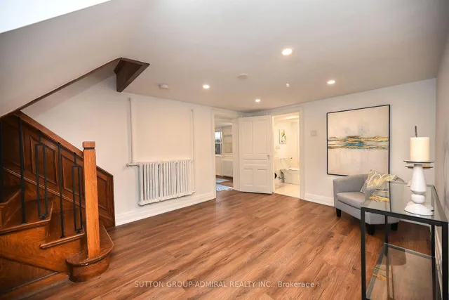 Additional image 40 of 987 Royal York Rd