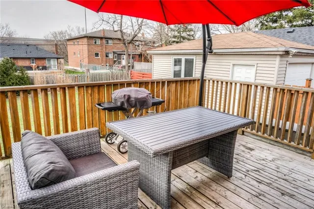 Additional image 38 of 46 2 Ave