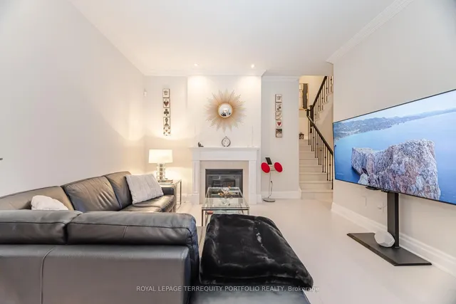 Additional image 18 of 51 York Mills Rd Unit 314