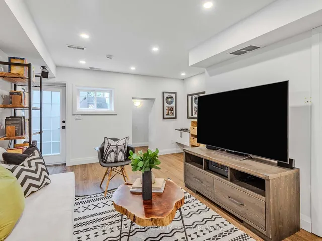 Additional image 23 of 113 Sellers Ave