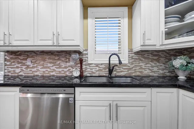 Additional image 16 of 3358C Kingston Rd