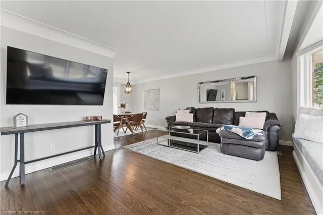 Additional image 5 of 160 Council Cres