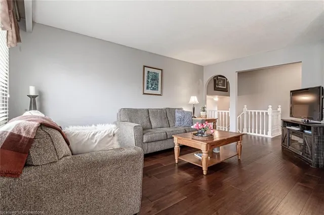 Additional image 3 of 700 Woodview Rd