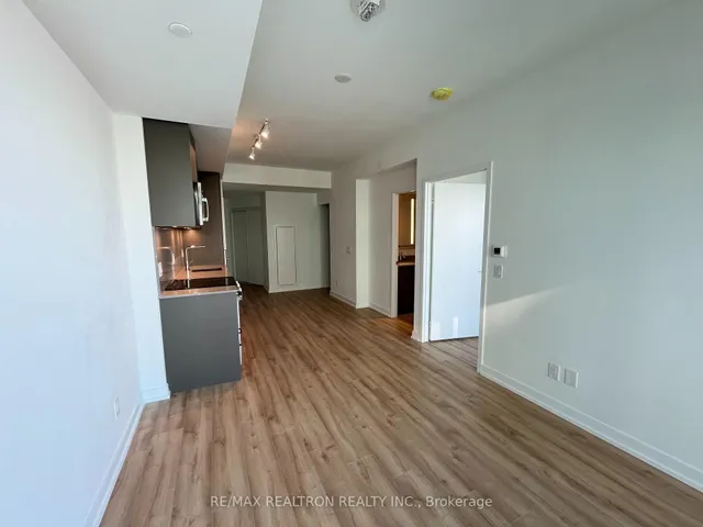 Additional image 18 of 135 East Liberty St Unit 1907