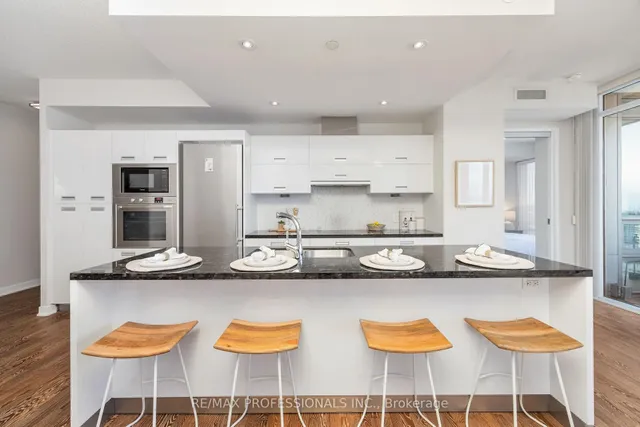 Additional image 6 of 88 Park Lawn Rd Unit 2208