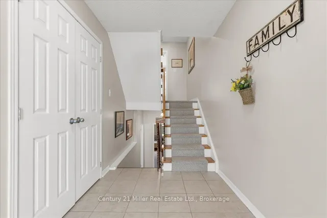 Additional image 4 of 1310 Hampton St Unit 19