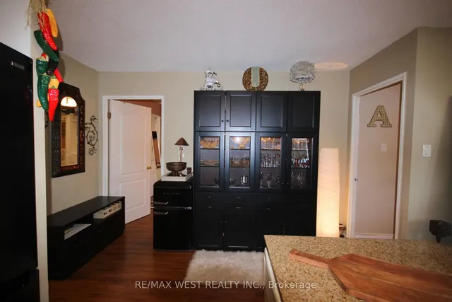 7405 Goreway Dr Unit 202