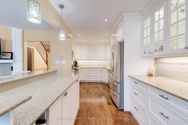 Additional image 4 of 2301 CAVENDISH Dr Unit 42