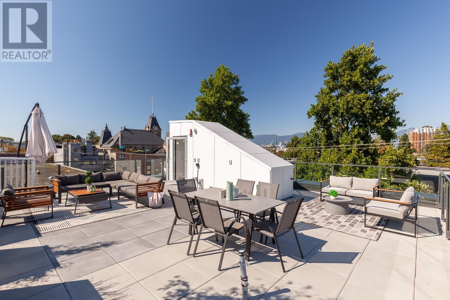 203 239 E 16TH AVENUE|Vancouver, British Columbia V5T2T5