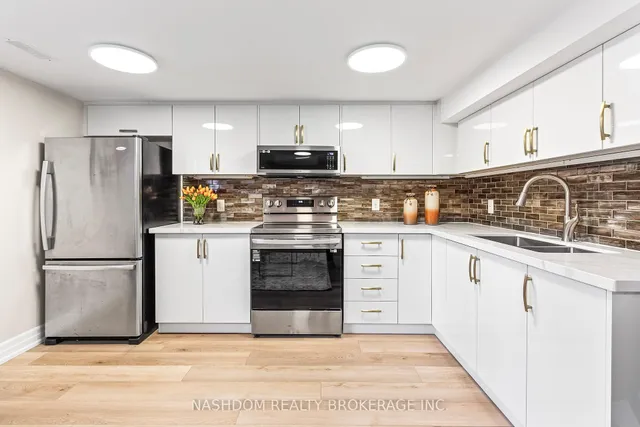 Additional image 26 of 87 Fallingbrook Rd