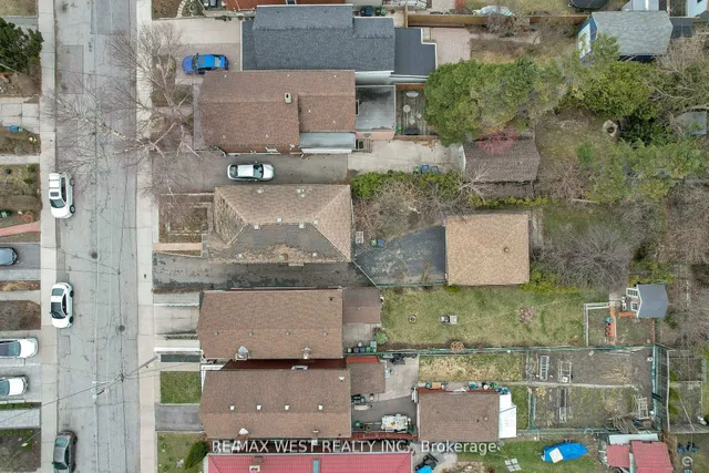 Additional image 20 of 661 Beresford Ave