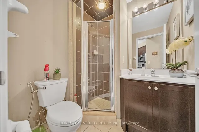 Additional image 11 of 80 Absolute Ave Unit 2006