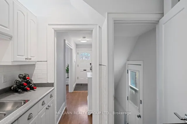 Additional image 16 of 183 Lawrence Ave