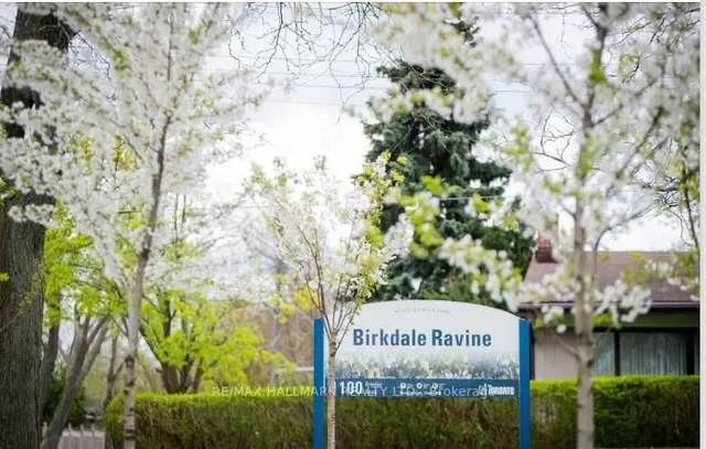 Additional image 35 of 27 Oakley Blvd