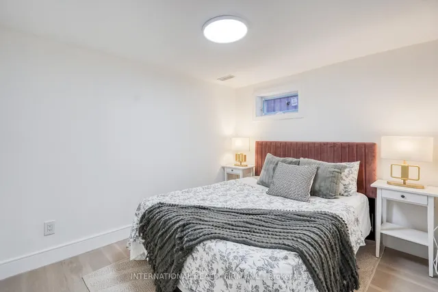 Additional image 13 of 16 Paragon Rd