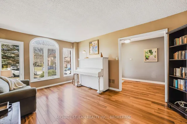 Additional image 6 of 130 Huntingwood Ave