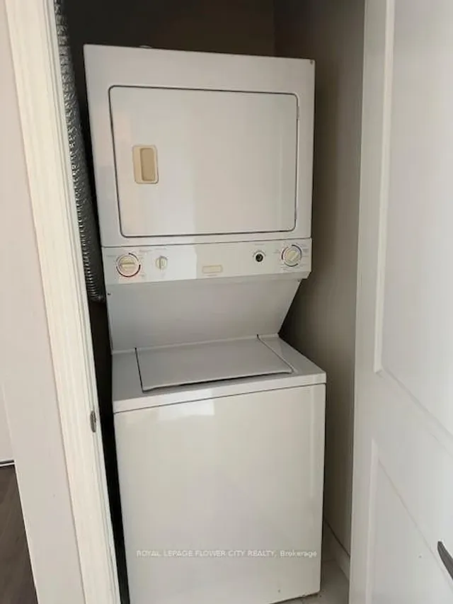 Additional image 17 of 630 Sauve St Unit 404